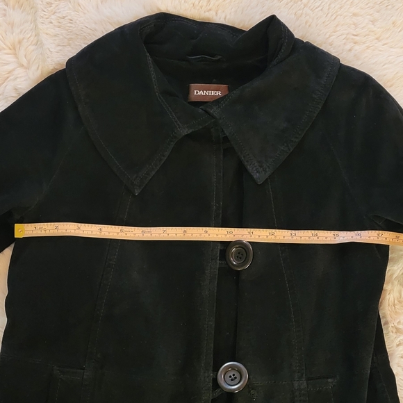 Danier vintage black suede jacket - Picture 7 of 8